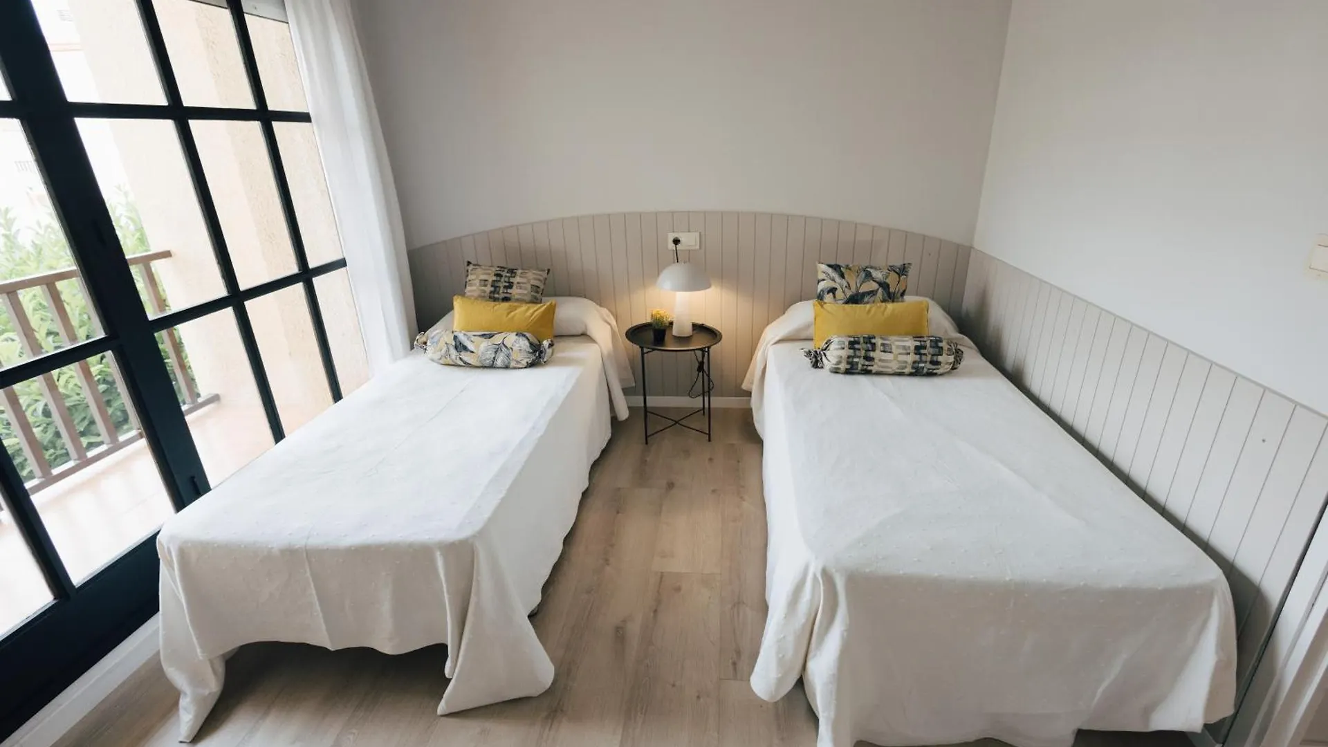 Apartment With Air Conditioning And Communal Pool L'Escala