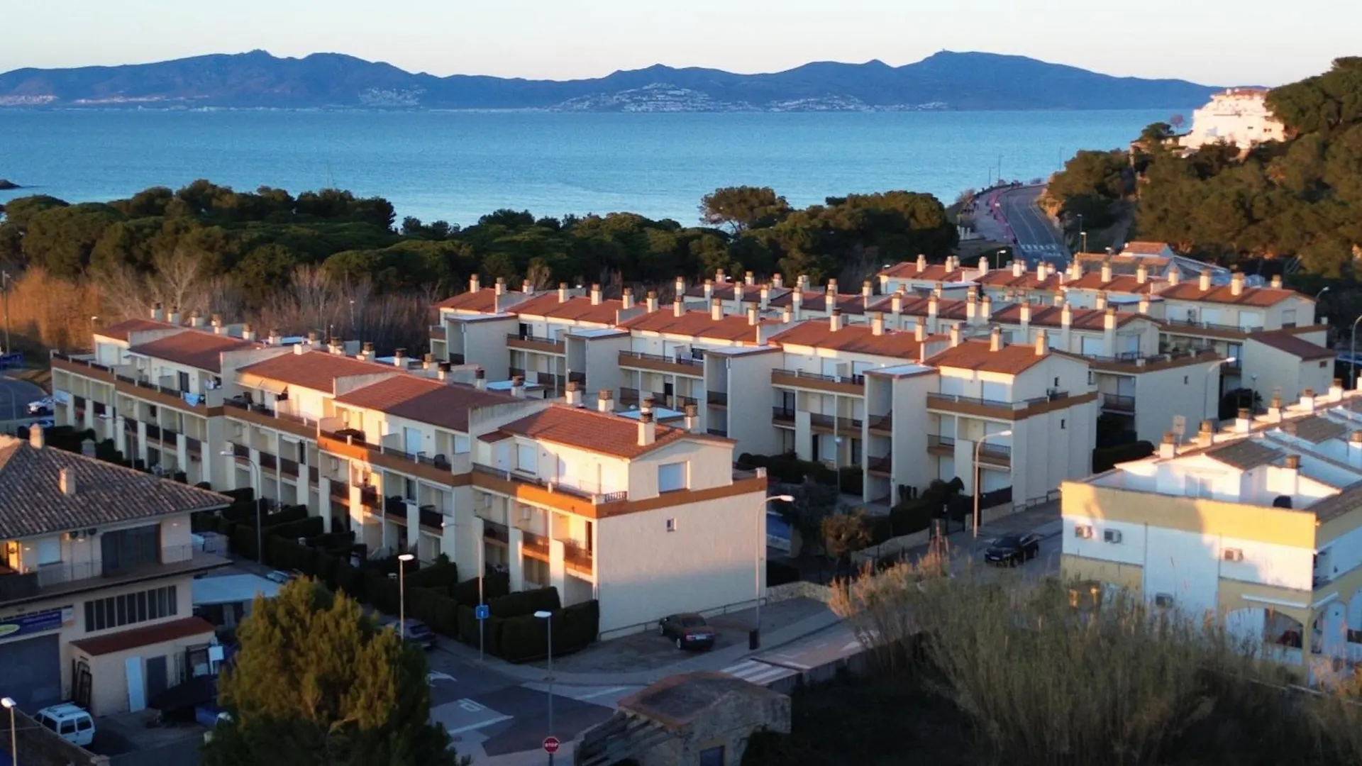 Apartment With Air Conditioning And Communal Pool L' Escala