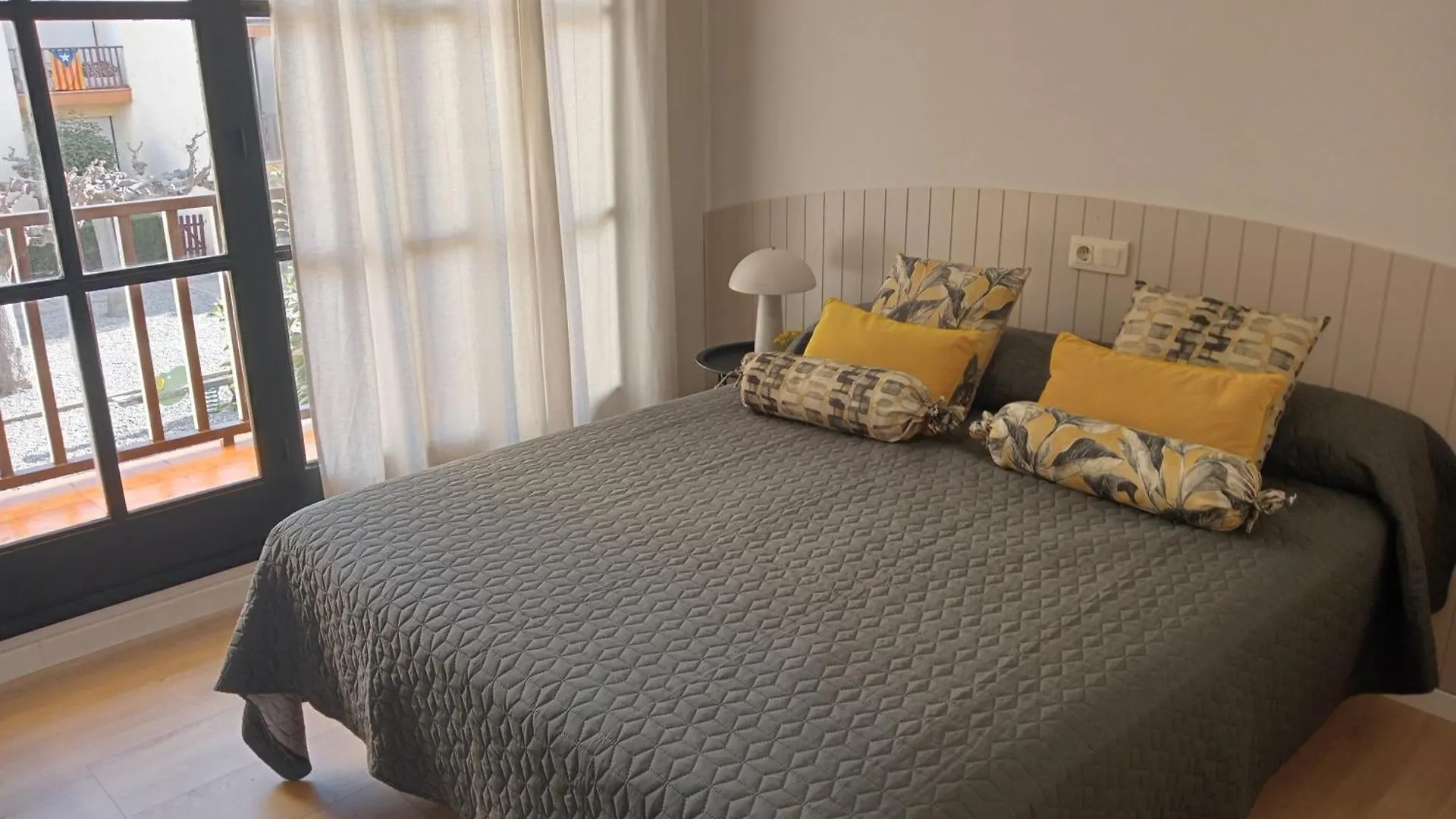 Apartment With Air Conditioning And Communal Pool L' Escala Espanha